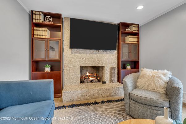 Fireplace, Interior, Living room, Recessed Lighting