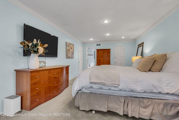 Bedroom, Interior, Recessed Lighting