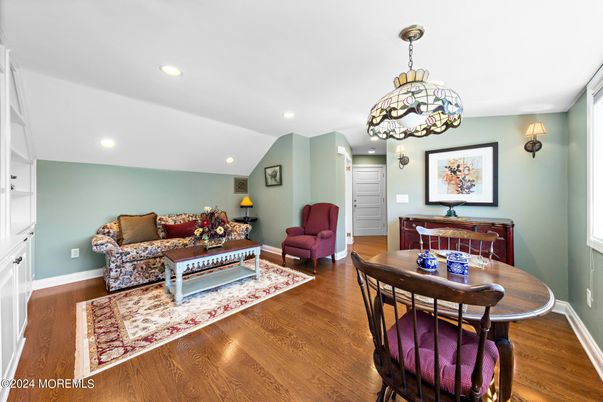 Dining room, Interior, Living room, Pendant Lights, Recessed Lighting, Wood Texture Flooring