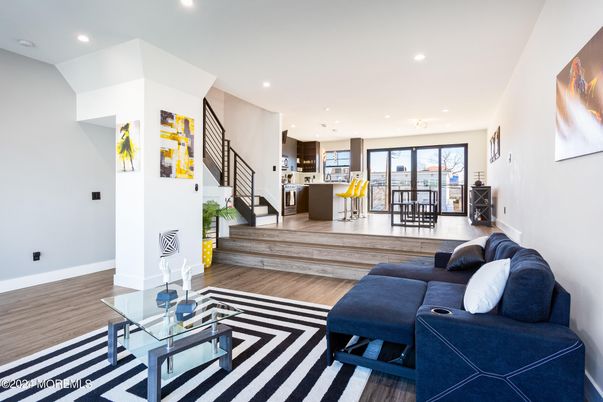 Dining room, Interior, Kitchen, Living room, Pendant Lights, Recessed Lighting, Wood Texture Flooring