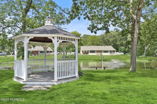 Backyard, Exterior, Lake