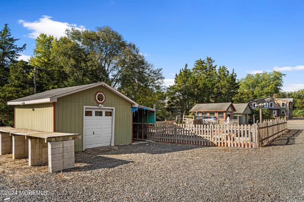 Backyard, Detached Garage, Exterior