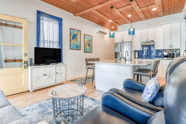 Interior, Kitchen, Pendant Lights, Recessed Lighting, Stainless Steel Appliances, Wooden Beams, Wooden Ceilings, Wood Texture Flooring