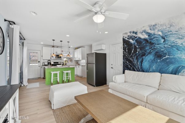 Interior, Kitchen, Living room, Pendant Lights, Recessed Lighting, Stainless Steel Appliances, Wood Texture Flooring