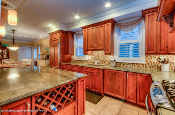Dining room, Interior, Kitchen, Pendant Lights, Recessed Lighting