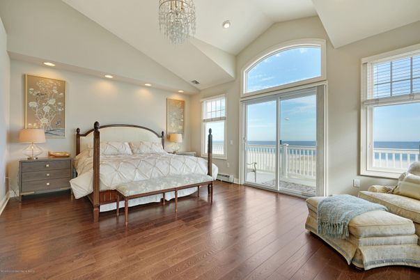 Bedroom, Chandelier, Interior, Recessed Lighting, Water, Wood Texture Flooring