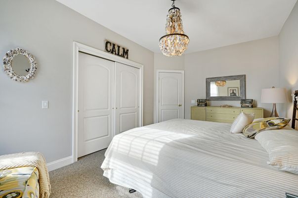 Bedroom, Chandelier, Interior, Pendant Lights