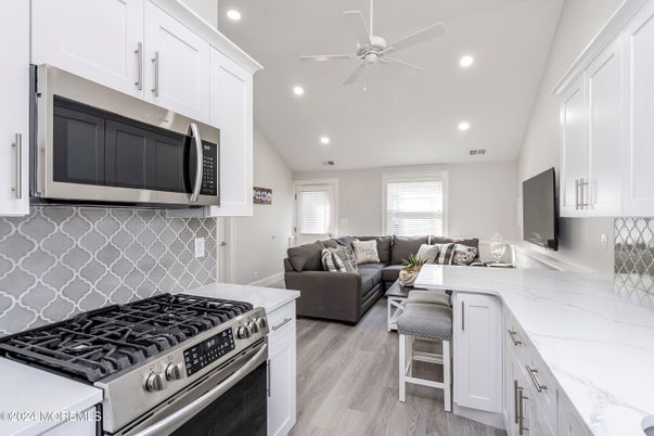 Interior, Kitchen, Living room, Recessed Lighting, Wood Texture Flooring