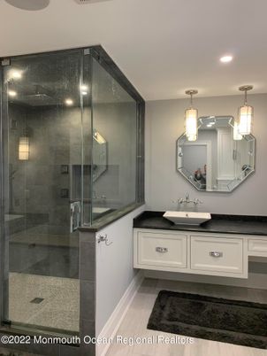 Bathroom, Glass Shower, Interior, Pendant Lights, Recessed Lighting