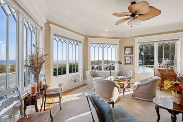 Interior, Living room, Recessed Lighting, Sun Room