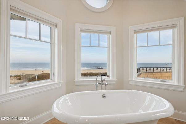 Bathroom, Free Standing Baths, Interior, Water