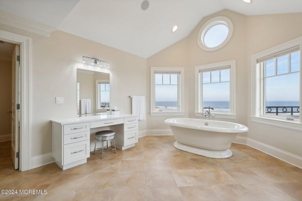Bathroom, Dual Sink Vanities, Free Standing Baths, Interior, Recessed Lighting, Water