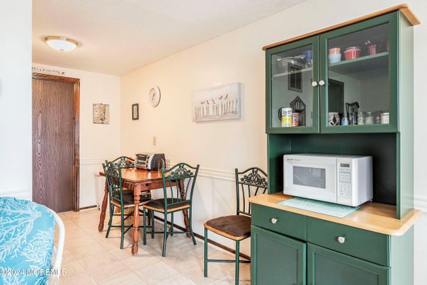 Dining room, Interior