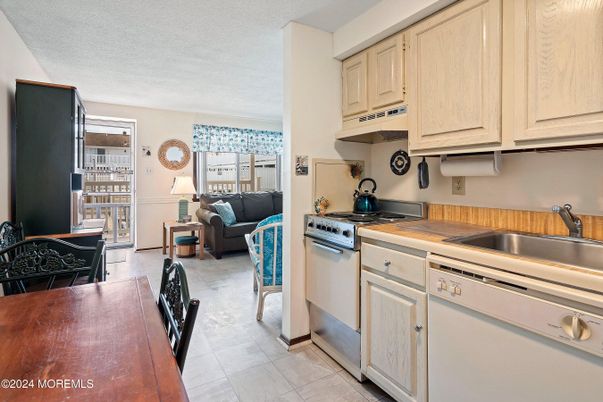 Interior, Kitchen, Living room