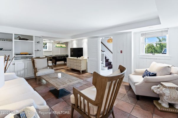 Game Room, Interior, Living room