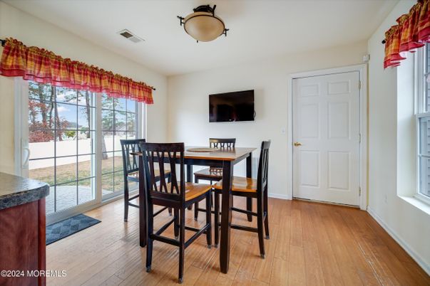Dining room, Interior, Wood Texture Flooring