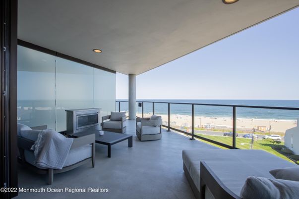 Water, Exterior, Living room, Other