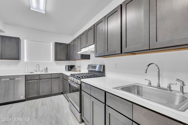 Interior, Kitchen, Marble, Stainless Steel Appliances
