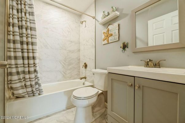 Bathroom, Interior, Marble, Marble Walls