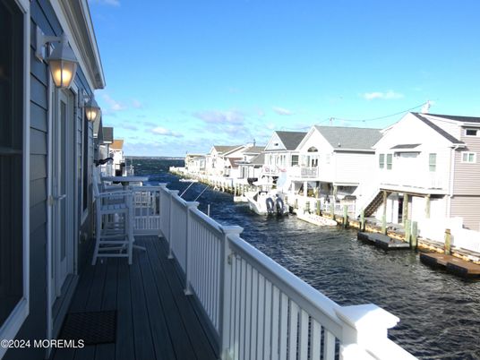 Exterior, Lake, Water