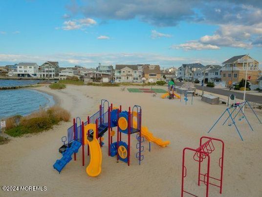 Exterior, Playground