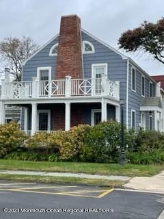 Exterior, Facade, Queen Anne Victorian