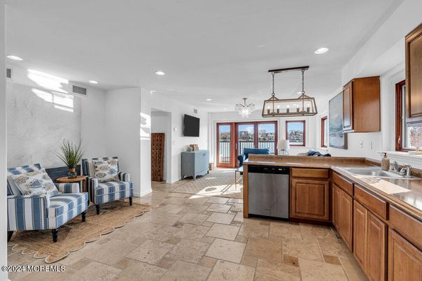 Interior, Kitchen, Pendant Lights, Recessed Lighting, Stainless Steel Appliances