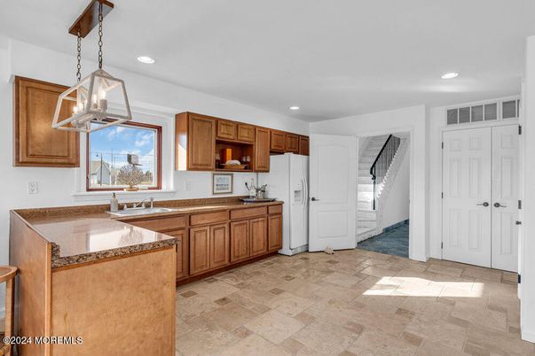 Interior, Kitchen, Pendant Lights, Recessed Lighting