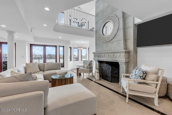 Fireplace, Interior, Living room, Pendant Lights, Recessed Lighting