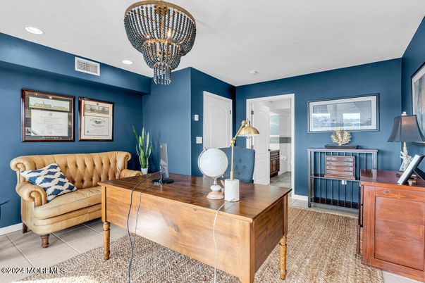 Chandelier, Interior, Recessed Lighting