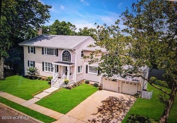 Attached, Backyard, Exterior, Facade, Georgian