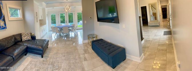 Dining room, Interior, Recessed Lighting
