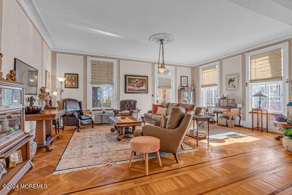 Interior, Living room, Pendant Lights, Wood Texture Flooring