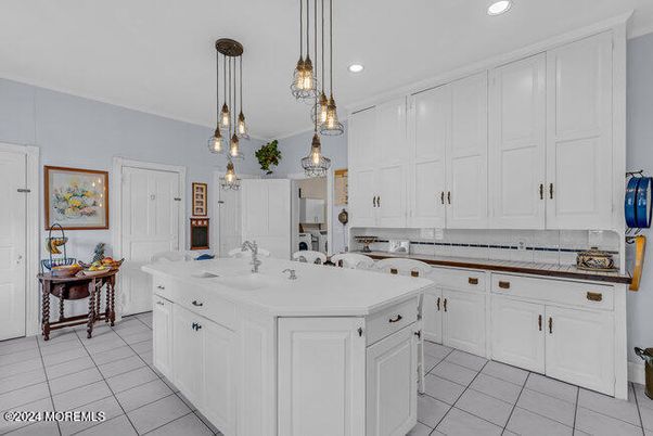 Interior, Kitchen, Pendant Lights, Recessed Lighting