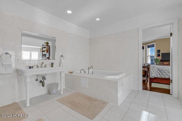 Bathroom, Interior, Recessed Lighting, Wood Texture Flooring