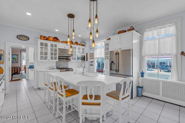 Interior, Kitchen, Pendant Lights, Recessed Lighting, Stainless Steel Appliances