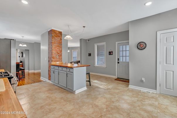 Interior, Kitchen, Pendant Lights, Recessed Lighting, Wood Texture Flooring