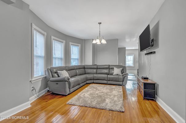 Interior, Living room, Pendant Lights, Wood Texture Flooring