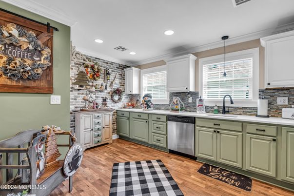Interior, Kitchen, Pendant Lights, Recessed Lighting, Stone Walls, Wood Texture Flooring