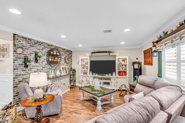 Interior, Living room, Recessed Lighting, Stone Walls, Wood Texture Flooring