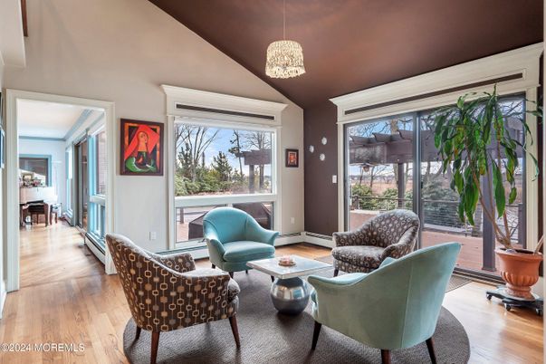 Interior, Living room, Pendant Lights, Wood Texture Flooring