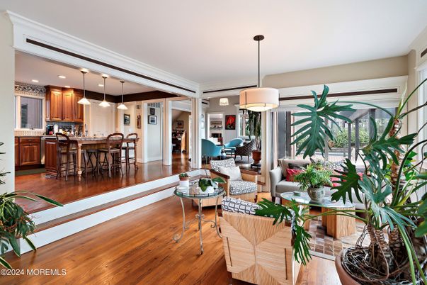 Dining room, Interior, Kitchen, Living room, Pendant Lights, Recessed Lighting, Wood Texture Flooring