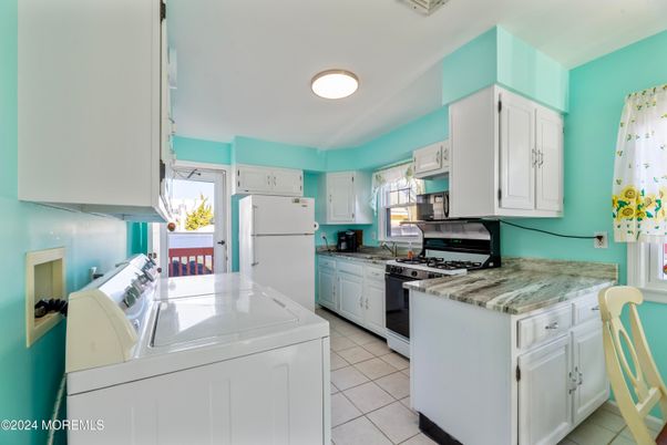 Interior, Kitchen, Washer