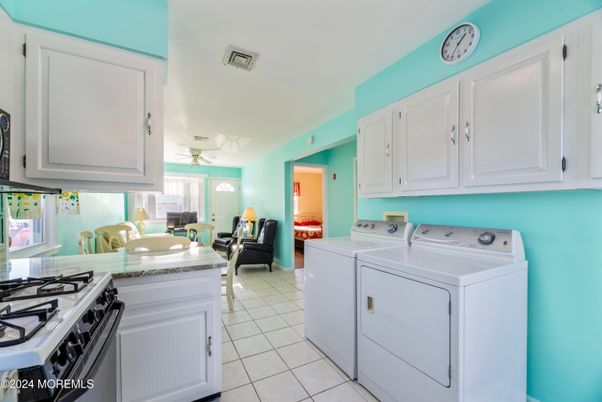 Interior, Kitchen, Washer