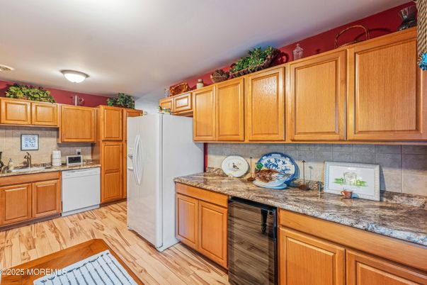 Interior, Kitchen, Wood Texture Flooring