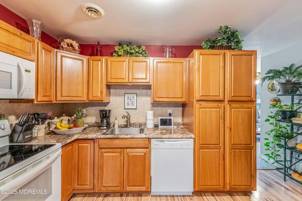 Interior, Kitchen, Wood Texture Flooring