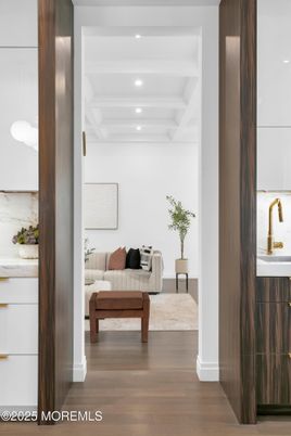 Interior, Recessed Lighting, Wood Texture Flooring