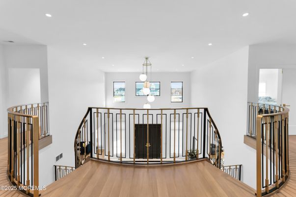 Interior, Pendant Lights, Recessed Lighting, Wood Texture Flooring