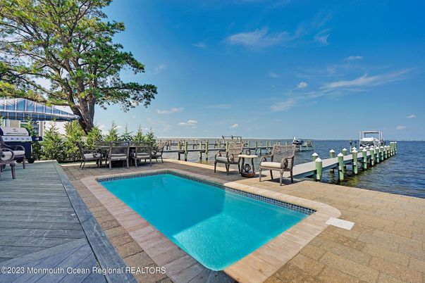 Exterior, Lake, Pool