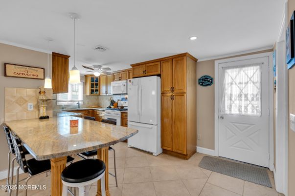 Interior, Kitchen, Pendant Lights, Recessed Lighting